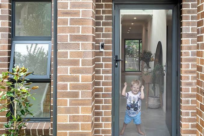 https://securityscreendoors.com/